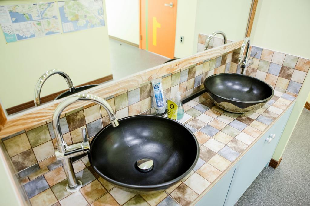 Jini Guesthouse 釜山 外观 照片